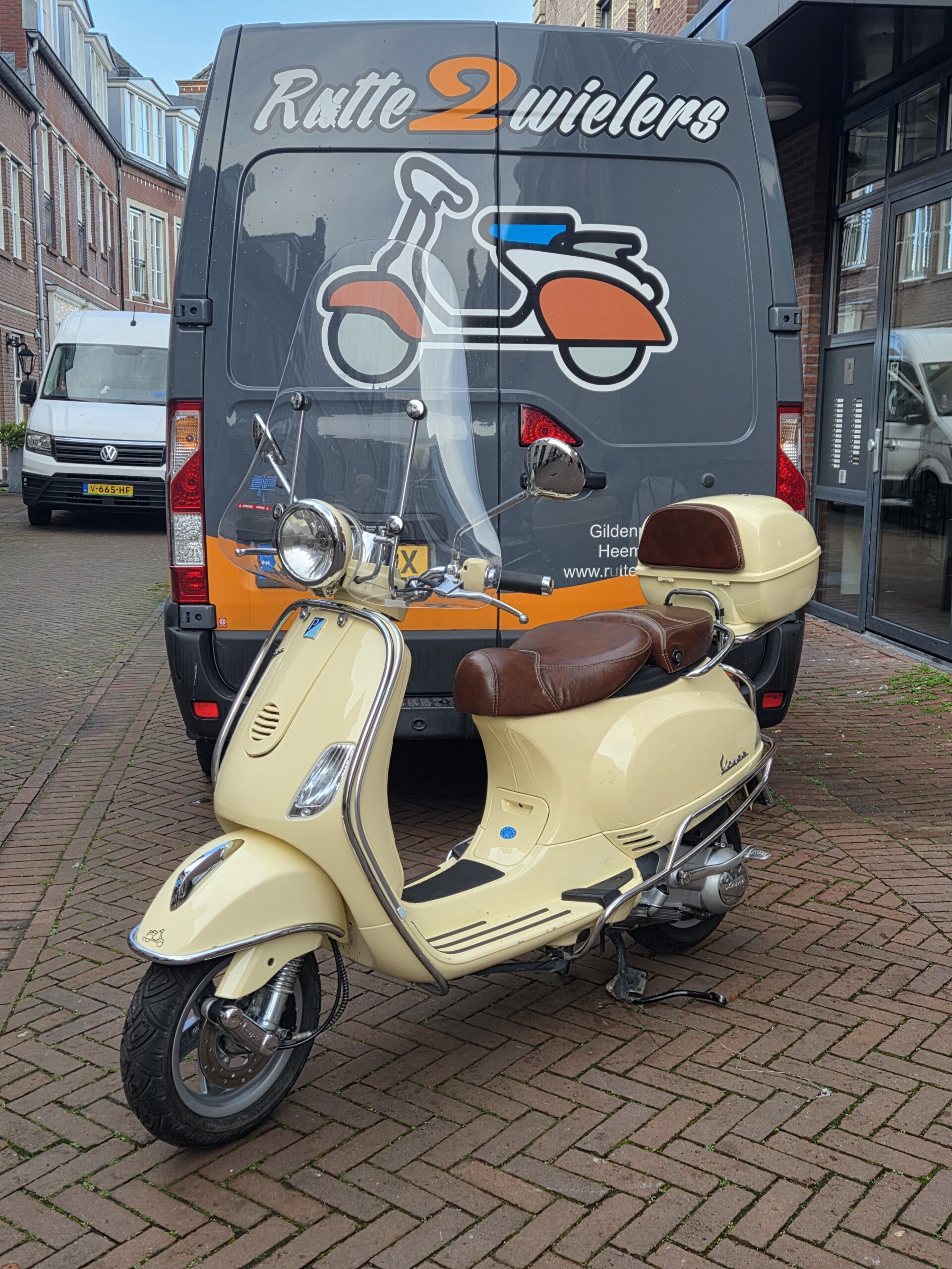 Vespa LXV 125cc motor